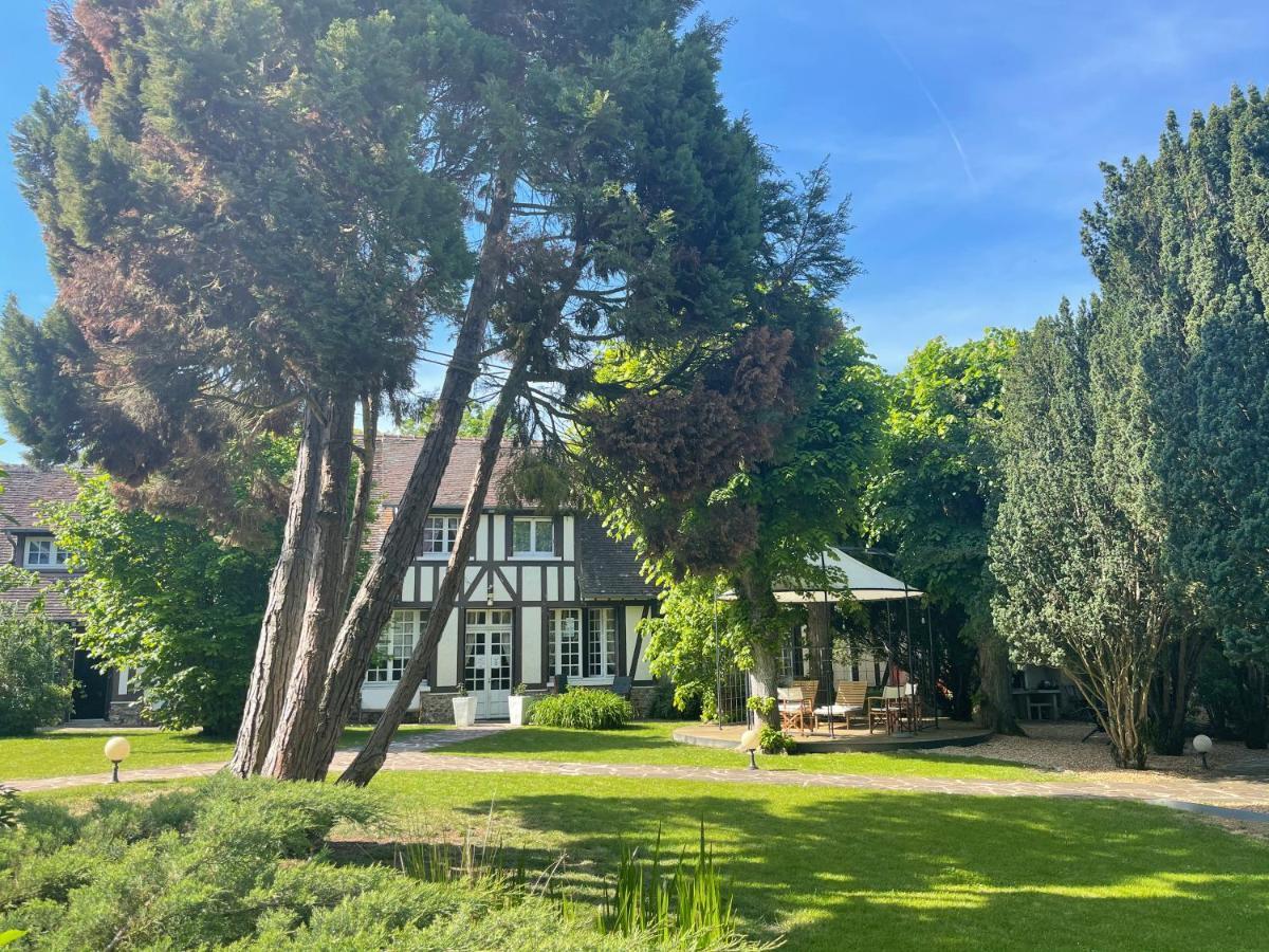 Hotel La Collinière Sainte-Gemme-Moronval Esterno foto