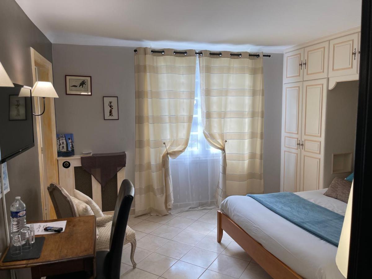 Hotel La Collinière Sainte-Gemme-Moronval Esterno foto