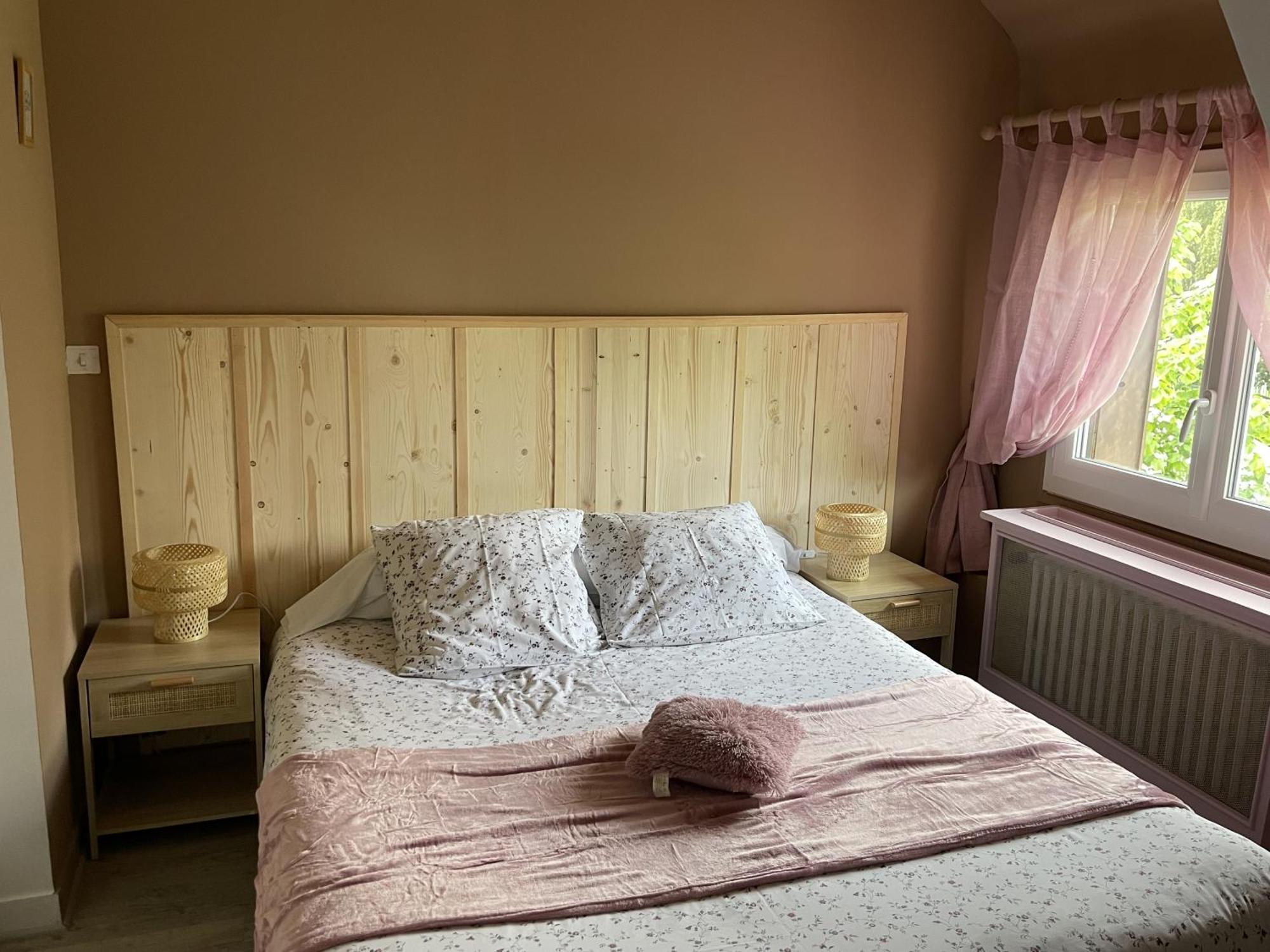 Hotel La Collinière Sainte-Gemme-Moronval Esterno foto