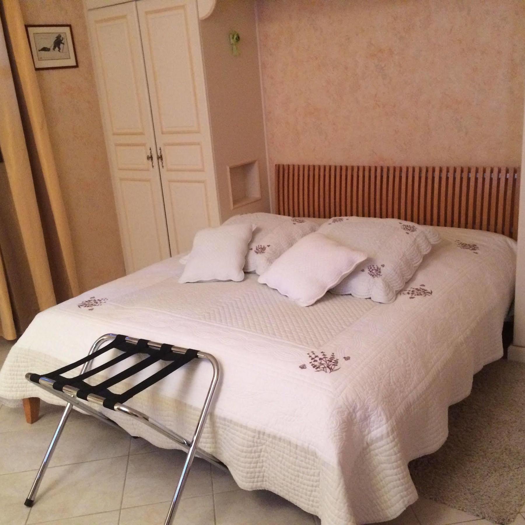 Hotel La Collinière Sainte-Gemme-Moronval Esterno foto
