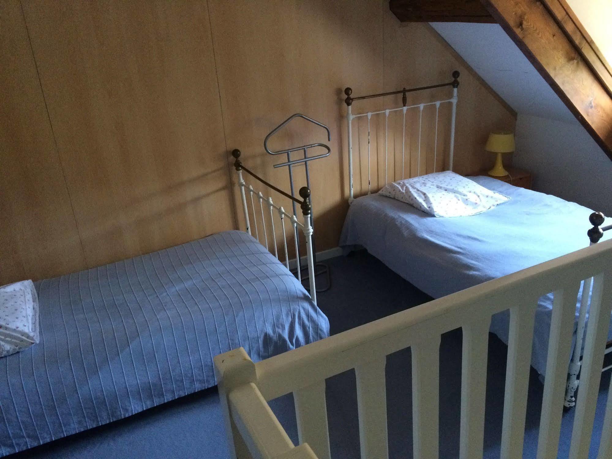 Hotel La Collinière Sainte-Gemme-Moronval Esterno foto